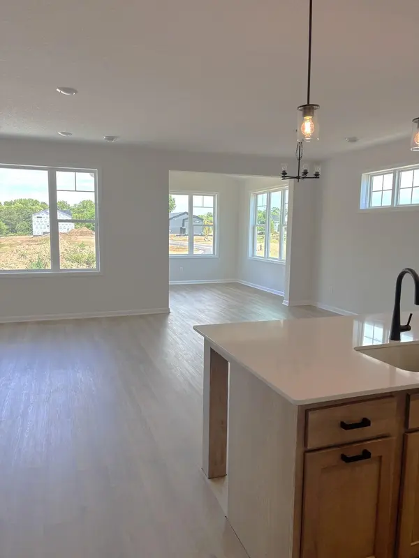 538 Tulare TER, Newport, MN 55055