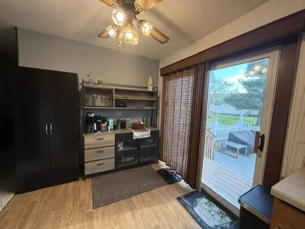 608 S Donnelly AVE, Litchfield, MN 55355