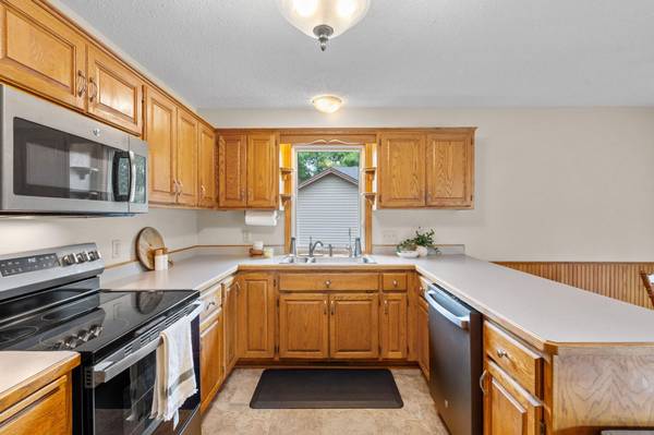 13003 88th AVE N, Maple Grove, MN 55369