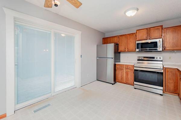 305 6th ST NW, West Fargo, ND 58078