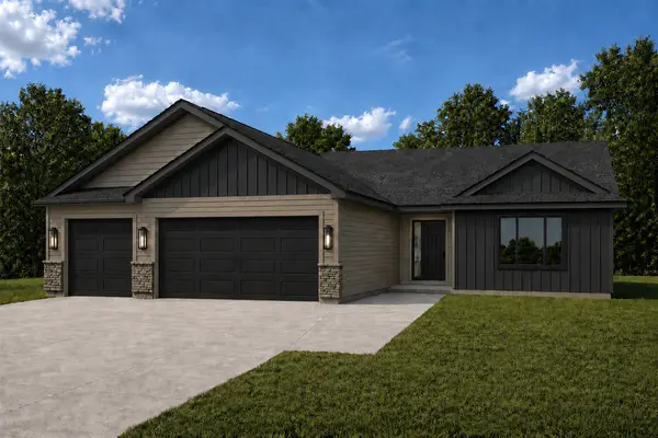 321 Falcon RUN, Eagle Lake, MN 56024