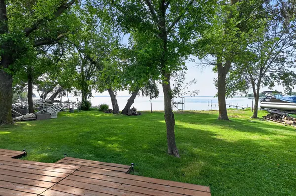11297 County 10, Osakis, MN 56360