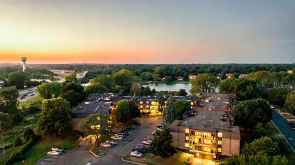 4201 Lakeside AVE N #214, Brooklyn Center, MN 55429