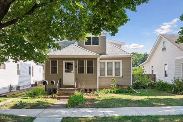 840 Randolph AVE, Saint Paul, MN 55102