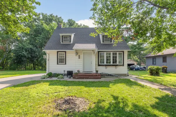 206 12th ST S, Mountain Lake, MN 56159