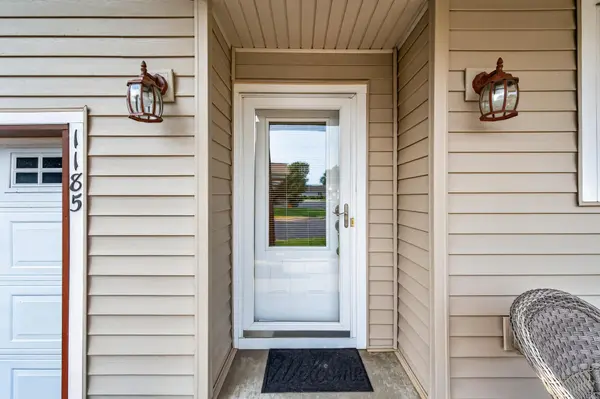 1185 Parkwood LN, Stillwater, MN 55082