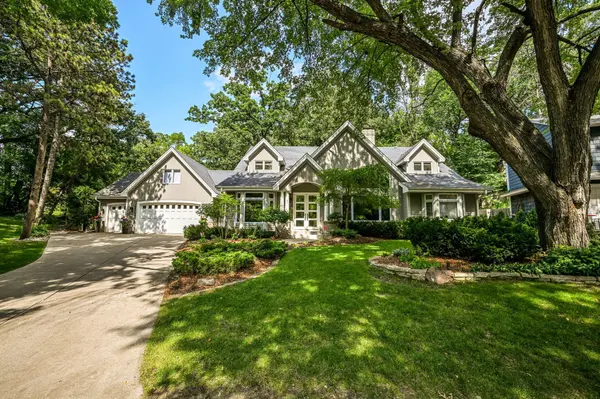 4541 Meadow RD, Edina, MN 55424
