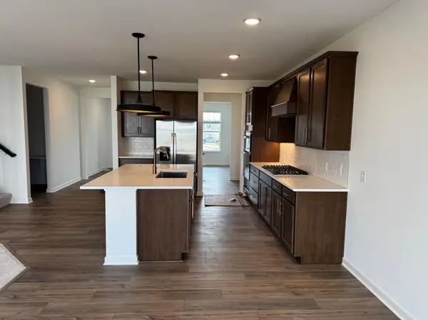 10551 Ithaca LN N, Maple Grove, MN 55369