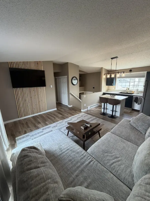 3016 32nd AVE S, Moorhead, MN 56560