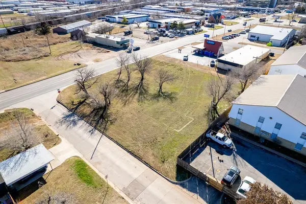 8315 N Western AVE, Oklahoma City, OK 73114
