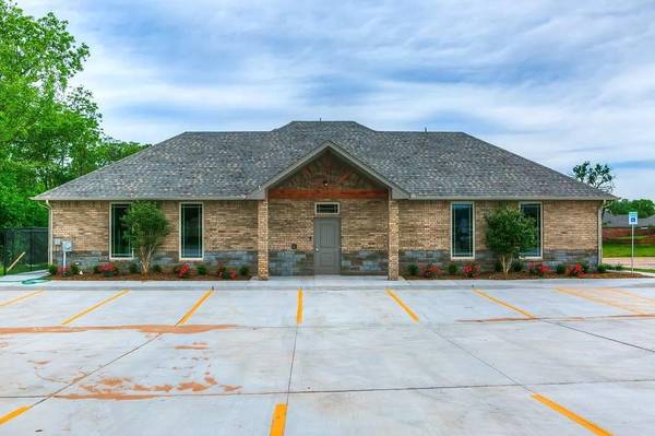 19616 Taggert DR, Edmond, OK 73012