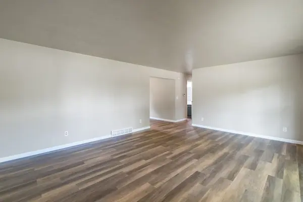 5304 S TIMBER ST, Weston, WI 54476-2712