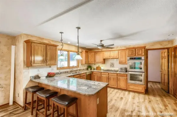 15956 E Crestridge CIR, Centennial, CO 80015