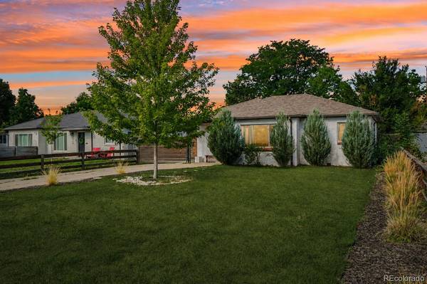 2323 Oneida ST, Denver, CO 80207