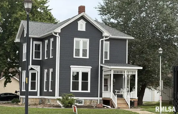 121 PEORIA ST, Washington, IL 61571