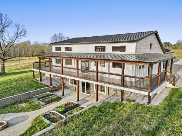 20 Zinker Rd, Lawrenceburg, TN 38464