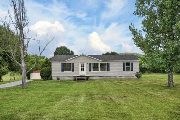 6 Preston Ln, Elmwood, TN 38560