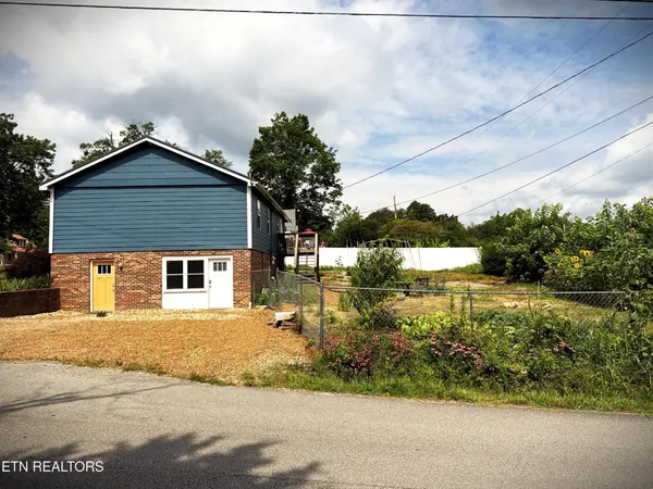 298 E Jere Whitson Rd, Cookeville, TN 38501