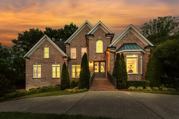 9266 Chevoit Dr, Brentwood, TN 37027