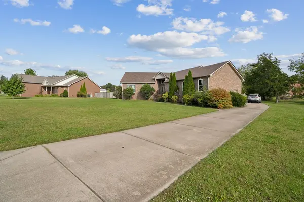1013 Station Cir, Mount Juliet, TN 37122