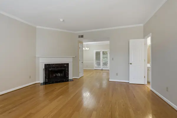 2012 Stokes Ln, Nashville, TN 37215