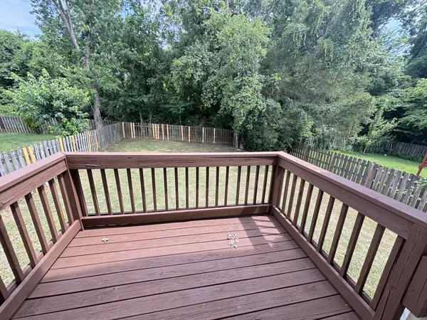 5907 Colchester Dr, Hermitage, TN 37076