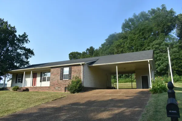 168 Cumberland Cove Dr, Carthage, TN 37030