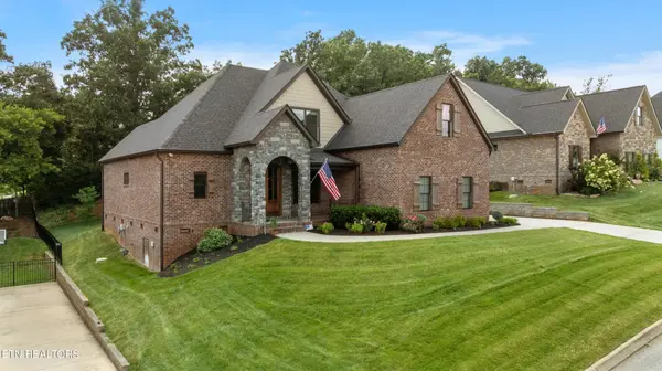 12551 Daisy Field Lane, Farragut, TN 37934