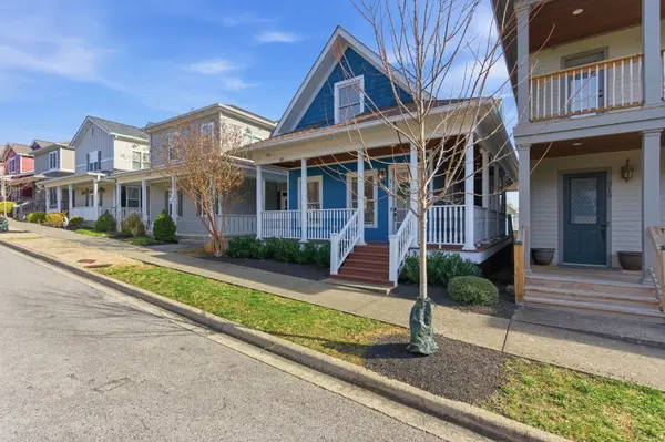 315 Augusta Ave, Pleasant View, TN 37146