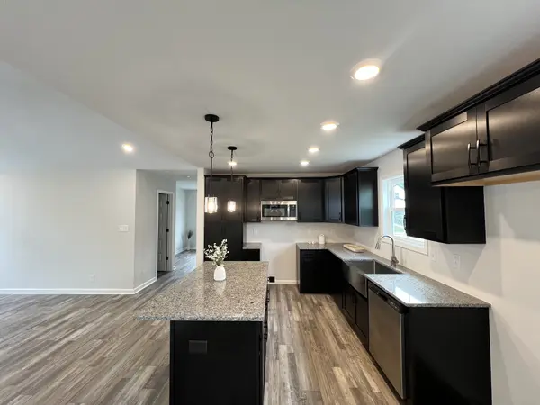1154 Tybee Dr, Clarksville, TN 37042