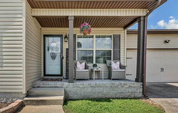 552 Tracy Ln, Clarksville, TN 37040
