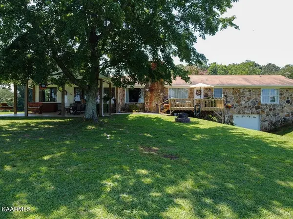 1011 Brickell Ridge Rd, Decatur, TN 37322