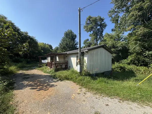 460 Pea Ridge Rd, Chestnut Mound, TN 38552