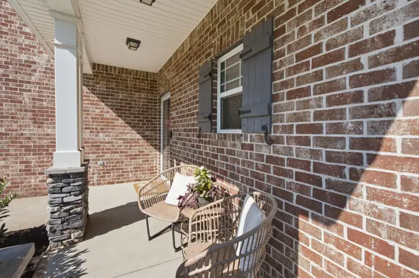 1139 Cotillion Dr, Murfreesboro, TN 37128