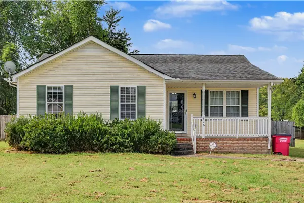 726 Donna Ct, Clarksville, TN 37042