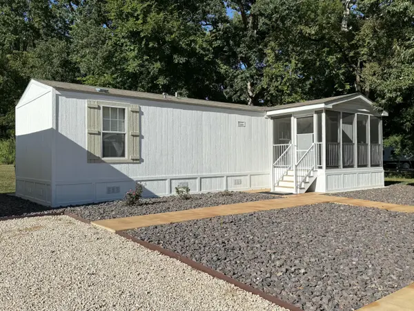 16247 Tom Akers RD, Eminence, MO 65466