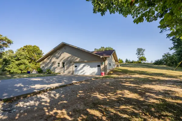 581 Flat Creek RD, Cape Fair, MO 65624