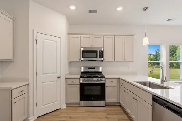 2301 Mill LOOP, Spartanburg, SC 29301