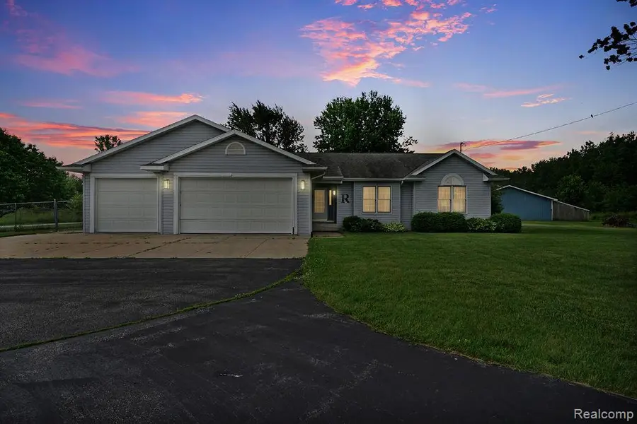 3334 E Freeland RD, Ingersoll Township, MI 48623