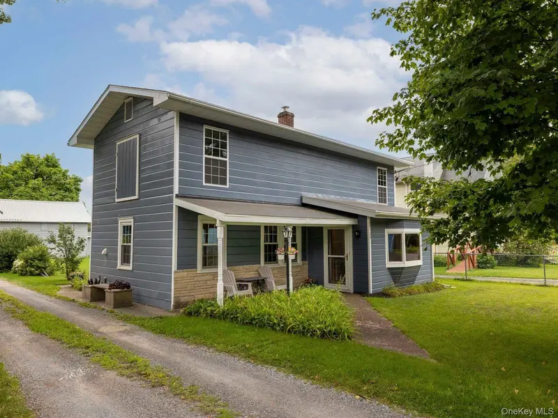 34 Tillson RD, Rosendale, NY 12486