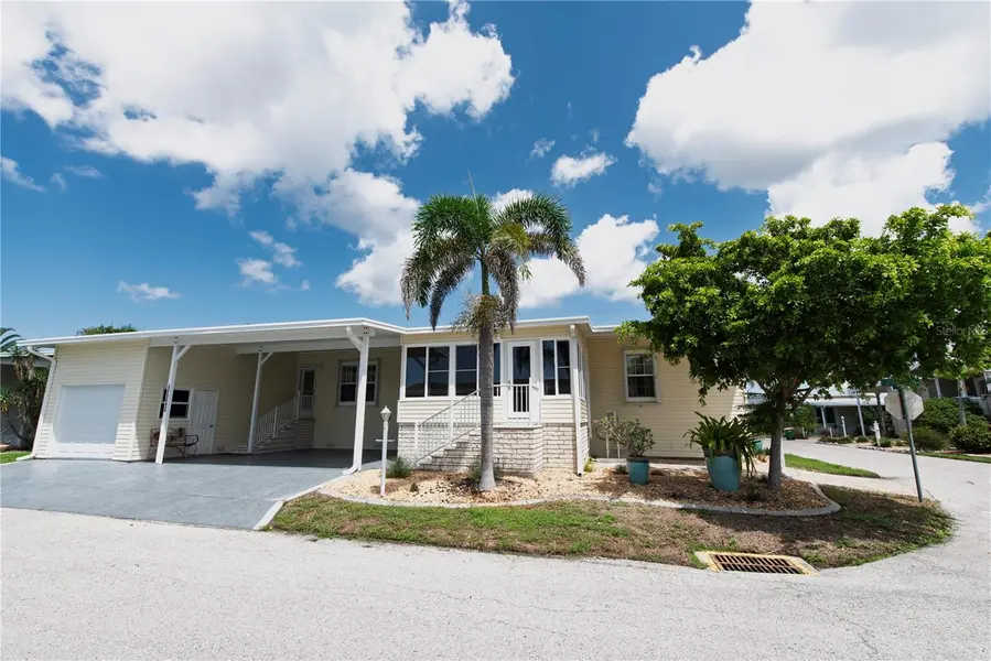 22 FREEMAN AVE, Punta Gorda, FL 33950