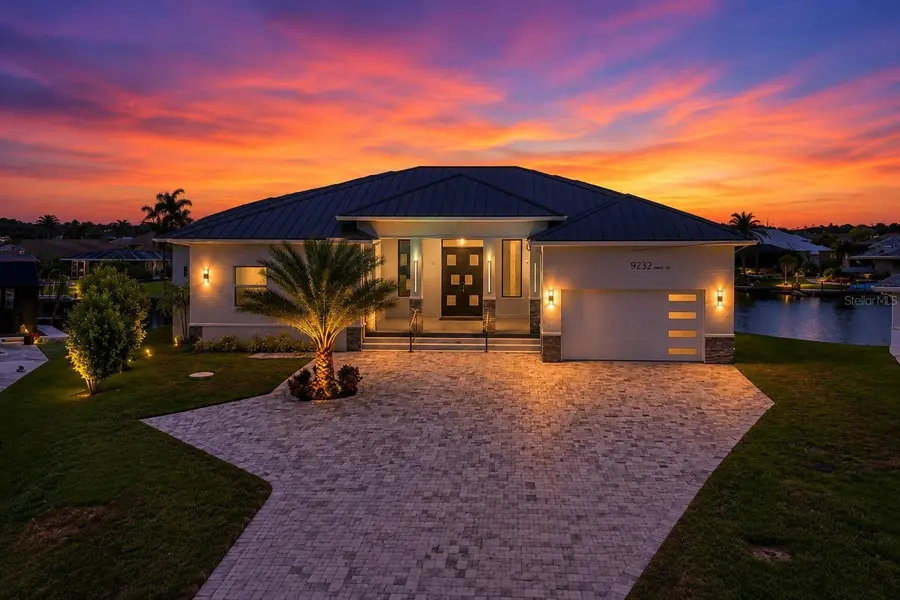 9232 ARRID CIR, Port Charlotte, FL 33981