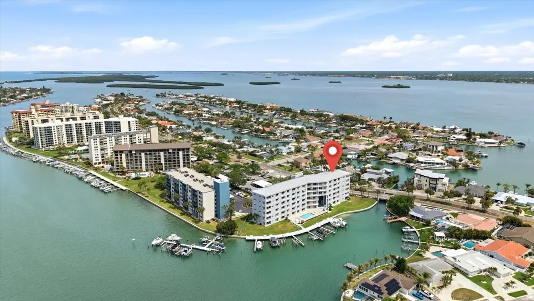 610 ISLAND WAY #201, Clearwater Beach, FL 33767