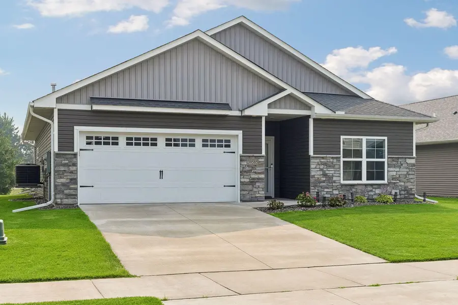 39585 Fawn AVE, North Branch, MN 55056