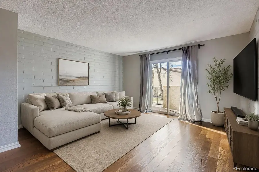 1060 S Parker RD #25, Denver, CO 80231