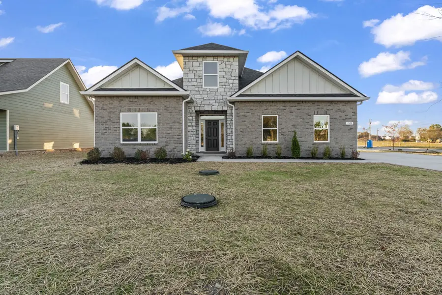 1522 Goblet Dr, Murfreesboro, TN 37127