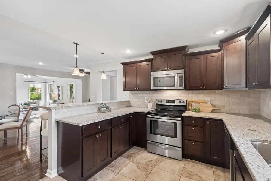 307 24th St, Old Hickory, TN 37138