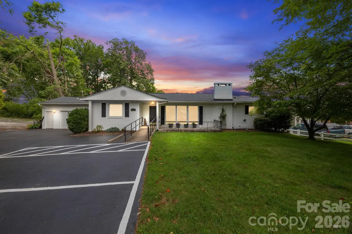 4295 Brevard RD, Horse Shoe, NC 28742