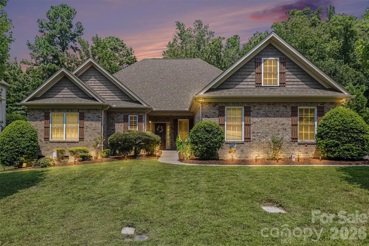 1820 Wedowee CT, Rock Hill, SC 29732