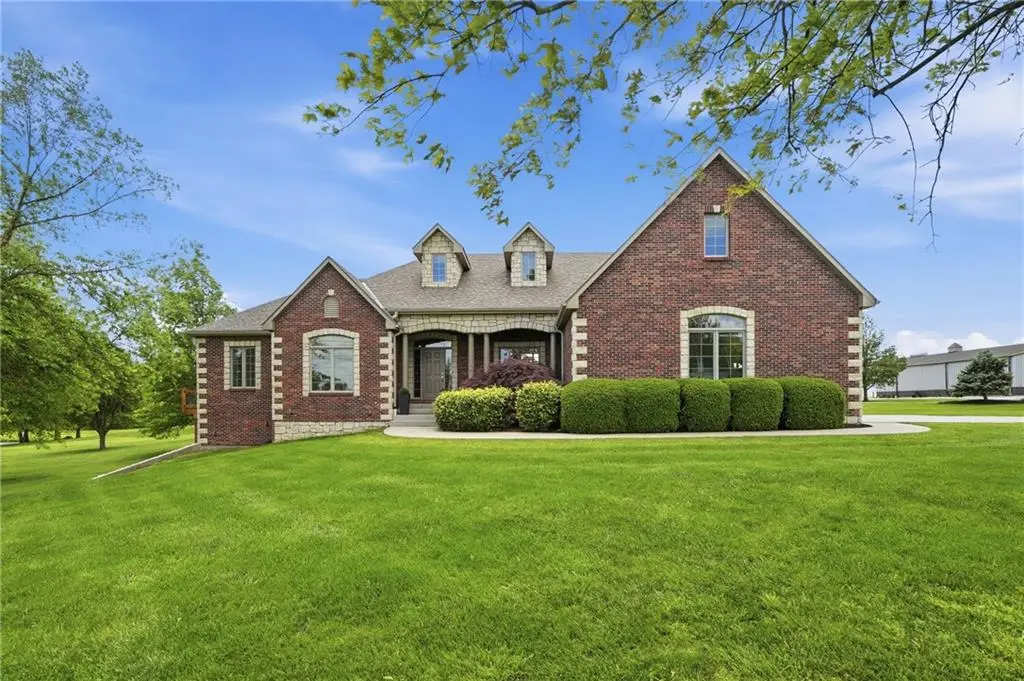 26619 K 68 HWY, Paola, KS 66071